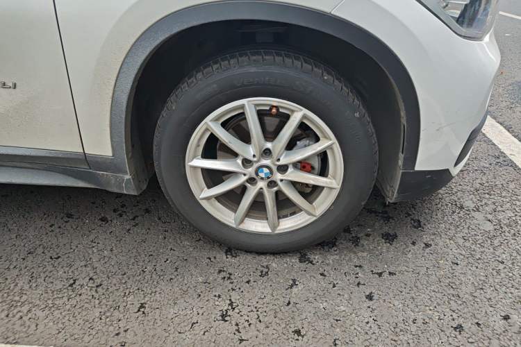 Used BMW X1 2016 sDrive18Li Fashion Model Right Front Wheel Hub