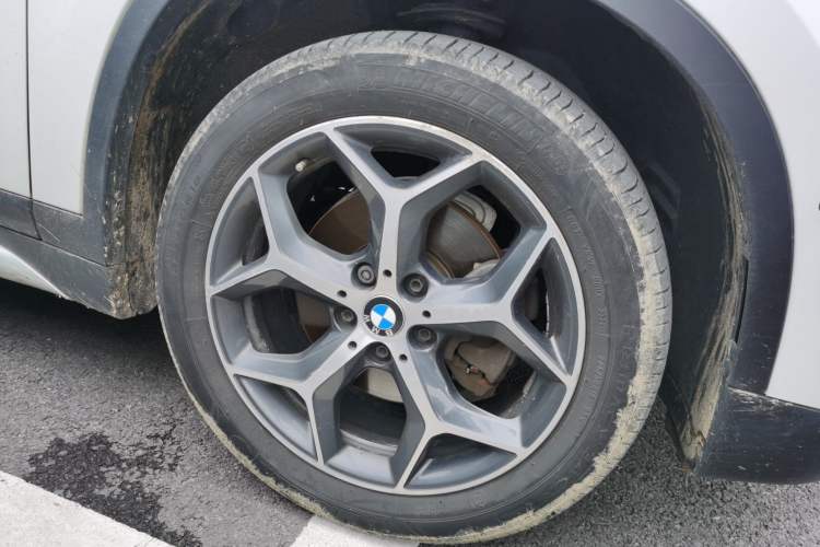 Used BMW X1 2016 sDrive18Li Luxury Model Right Front Wheel Hub