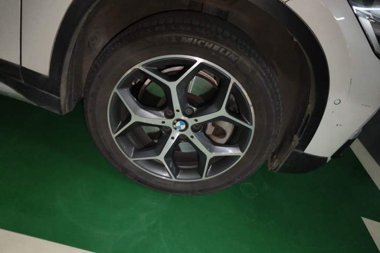 Used BMW X1 2016 sDrive20Li Luxury Model Right Front Wheel Hub