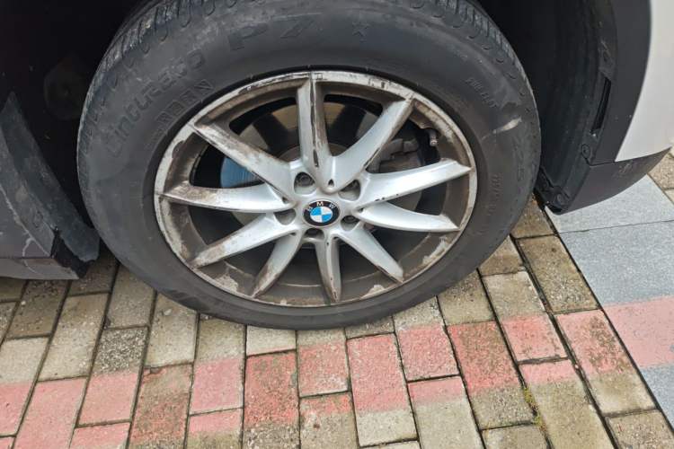 Used BMW X1 2016 sDrive18Li Fashion Model Right Front Wheel Hub