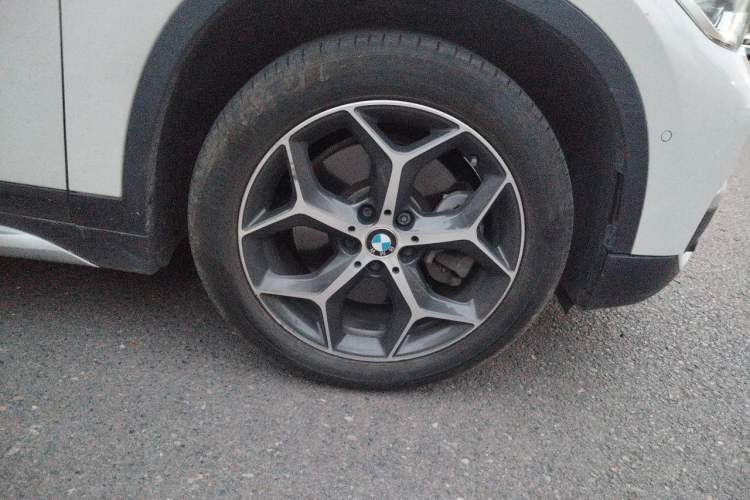 Used BMW X1 2016 sDrive20Li Luxury Model Right Front Wheel Hub