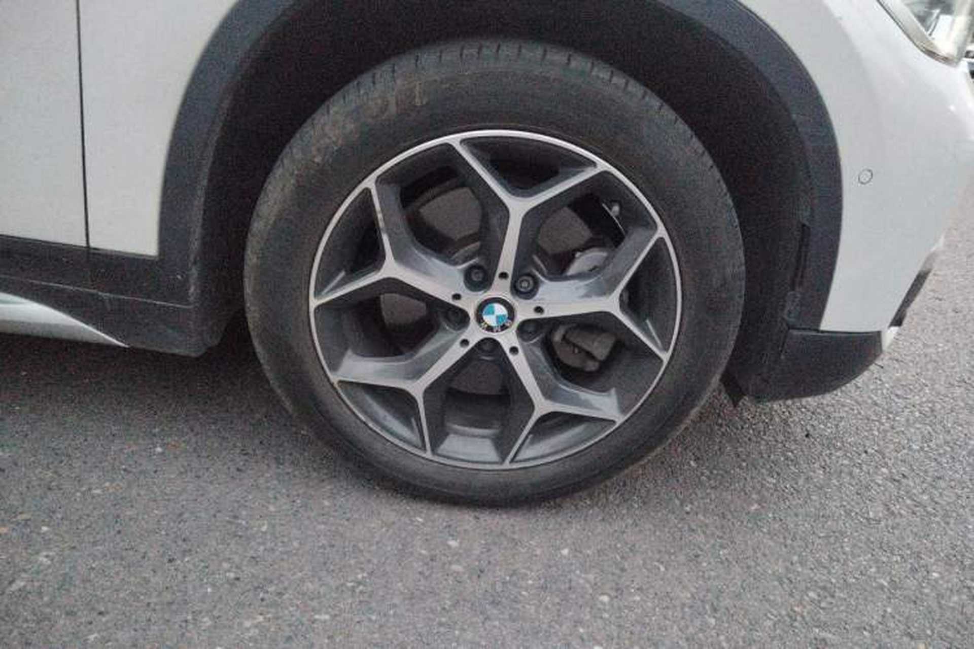 Used BMW X1 2016 sDrive20Li Luxury Model Right Front Wheel Hub