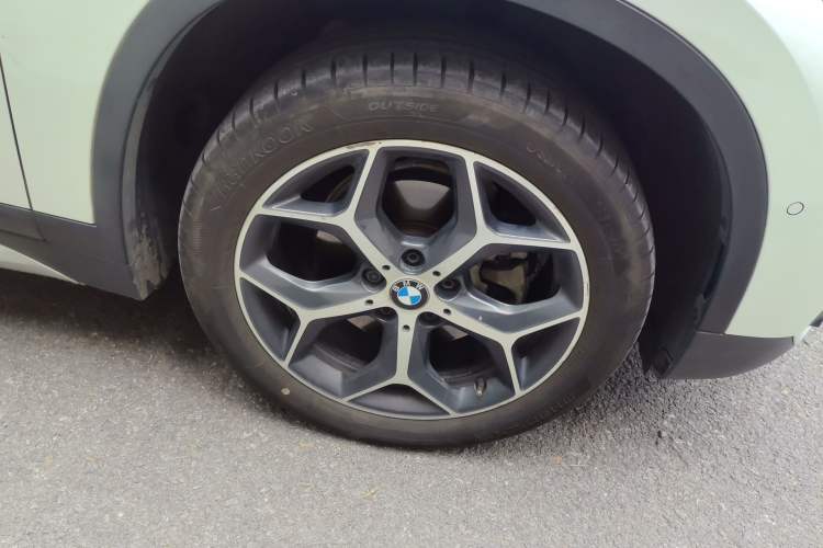 Used BMW X1 2016 sDrive18Li Luxury Model Right Front Wheel Hub