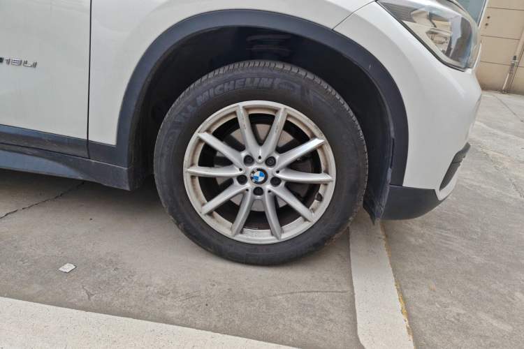 Used BMW X1 2016 sDrive18Li Fashion Model Right Front Wheel Hub