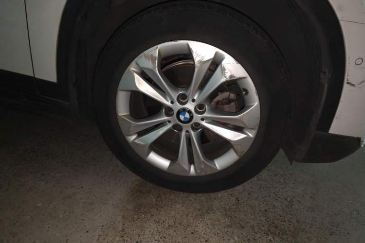 Used BMW X1 2016 sDrive18Li Premium Edition Right Front Wheel Hub