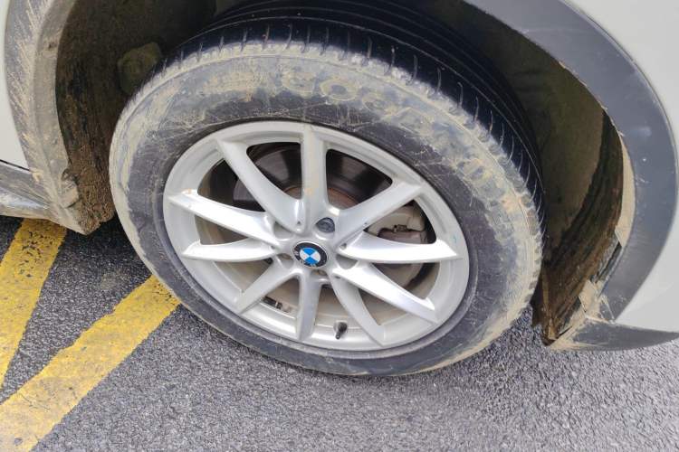 Used BMW X1 2016 sDrive18Li Fashion Model Right Front Wheel Hub