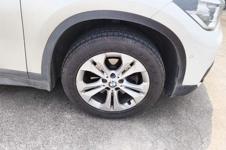 Used BMW X1 2016 sDrive18Li Premium Edition Right Front Wheel Hub