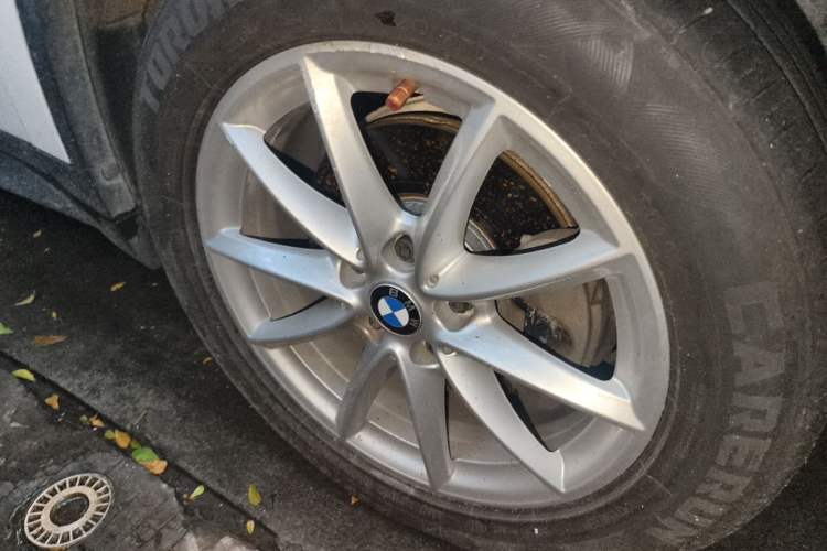 Used BMW X1 2016 sDrive18Li Fashion Model Right Front Wheel Hub