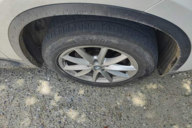 Used BMW X1 2016 sDrive18Li Fashion Model Right Front Wheel Hub