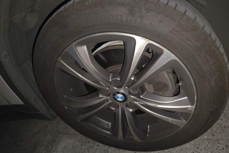 Used BMW X1 2016 sDrive20Li Luxury Model Right Front Wheel Hub