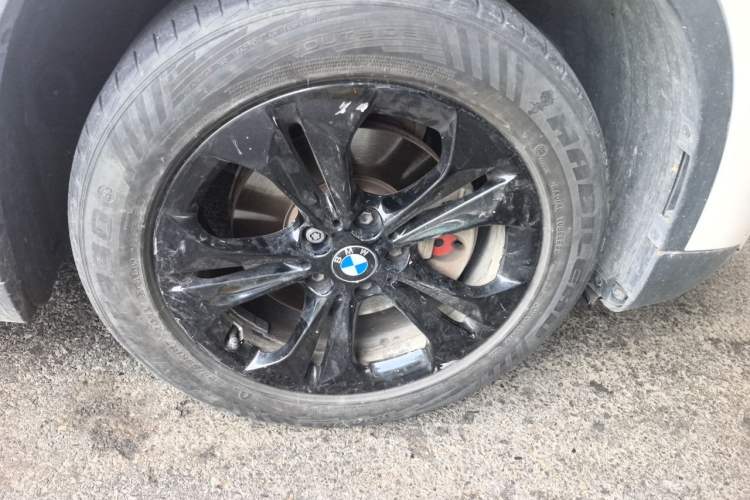 Used BMW X1 2016 sDrive18Li Premium Edition Right Front Wheel Hub