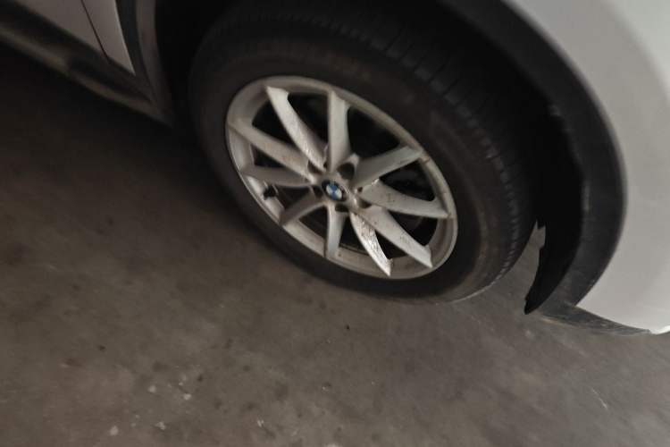 Used BMW X1 2016 sDrive18Li Fashion Model Right Front Wheel Hub
