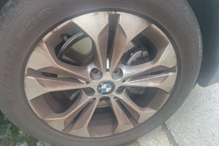 Used BMW X1 2016 sDrive18Li Premium Edition Right Front Wheel Hub