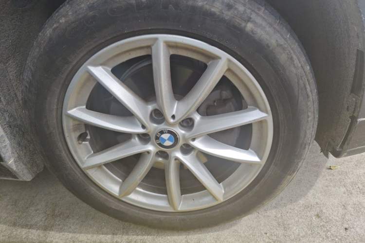 Used BMW X1 2016 sDrive18Li Fashion Model Right Front Wheel Hub