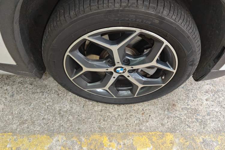 Used BMW X1 2016 sDrive20Li Luxury Model Right Front Wheel Hub