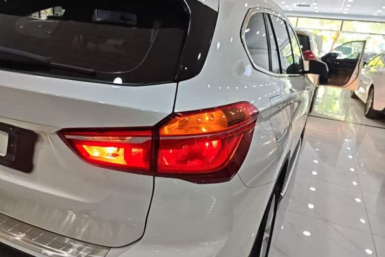 Used BMW X1 2016 sDrive18Li Fashion Model Right Rear Taillight