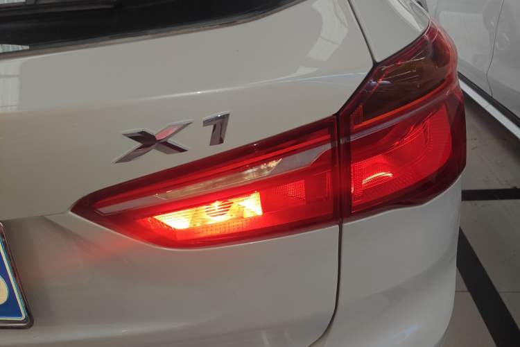 Used BMW X1 2016 sDrive18Li Fashion Model Right Rear Taillight