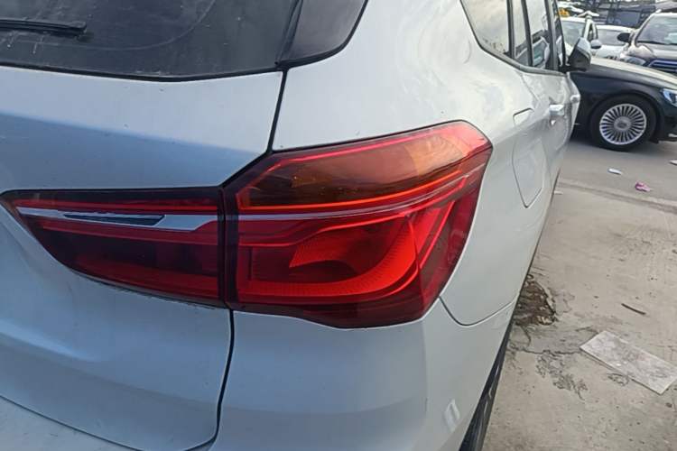 Used BMW X1 2016 sDrive18Li Fashion Model Right Rear Taillight