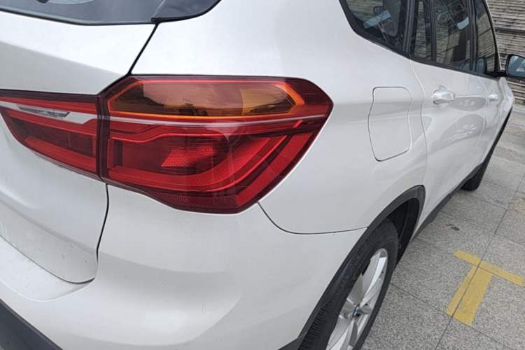 Used BMW X1 2016 sDrive18Li Fashion Model Right Rear Taillight