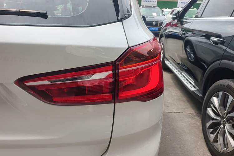 Used BMW X1 2016 sDrive18Li Fashion Model Right Rear Taillight