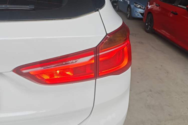 Used BMW X1 2016 xDrive20Li Luxury Model Right Rear Taillight