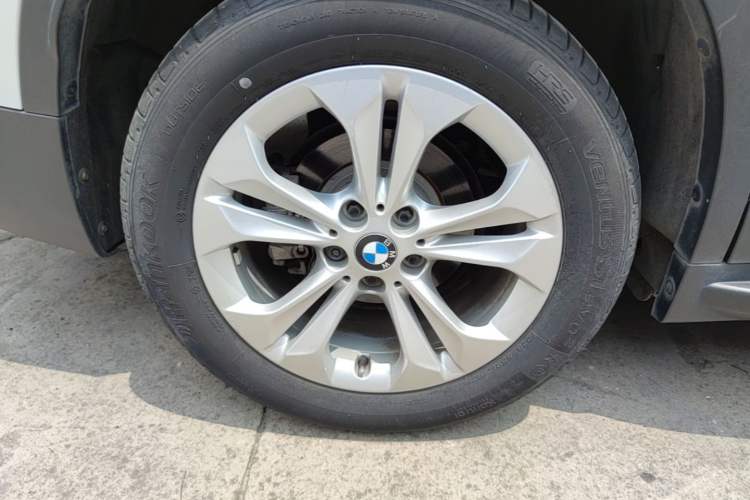 Used BMW X1 2016 sDrive18Li Premium Edition Right Rear Wheel Hub
