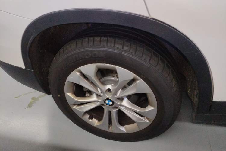 Used BMW X1 2016 sDrive18Li Premium Edition Right Rear Wheel Hub