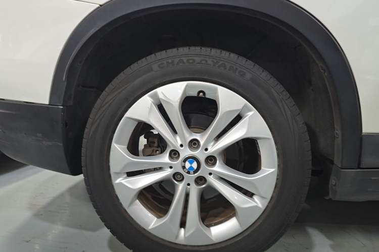 Used BMW X1 2016 sDrive18Li Premium Edition Right Rear Wheel Hub