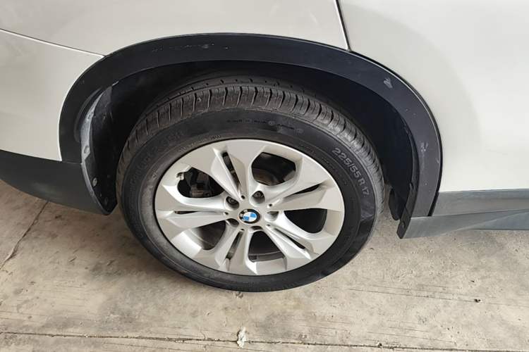 Used BMW X1 2016 sDrive18Li Premium Edition Right Rear Wheel Hub