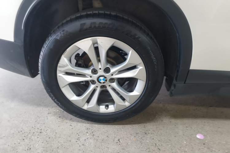 Used BMW X1 2016 sDrive18Li Premium Edition Right Rear Wheel Hub