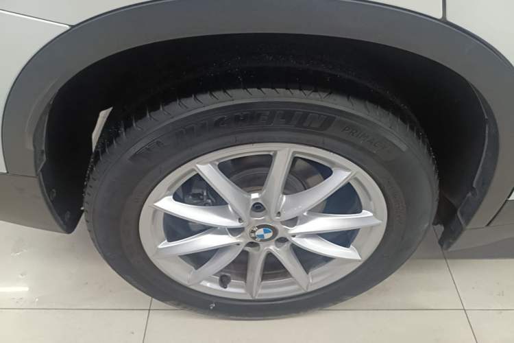 Used BMW X1 2016 sDrive18Li Fashion Model Right Rear Wheel Hub