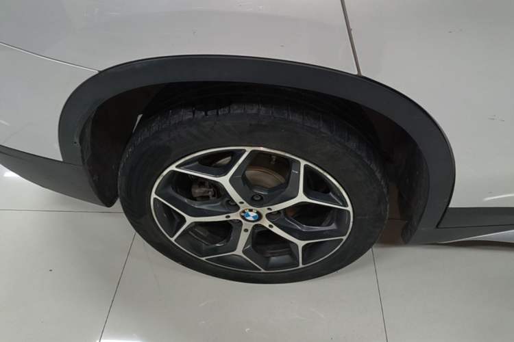 Used BMW X1 2016 xDrive20Li Luxury Model Right Rear Wheel Hub
