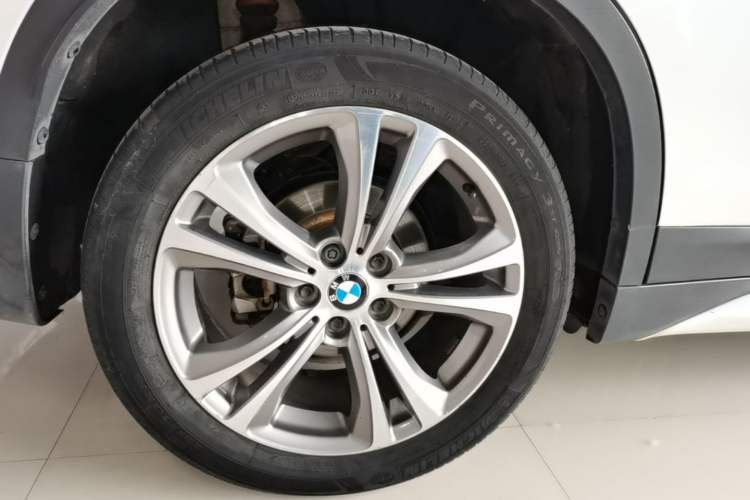 Used BMW X1 2016 sDrive20Li Luxury Model Right Rear Wheel Hub