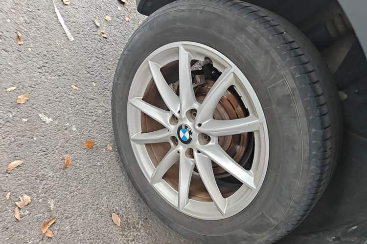 Used BMW X1 2016 sDrive18Li Fashion Model Right Rear Wheel Hub