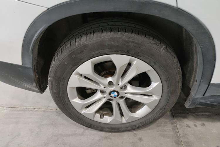 Used BMW X1 2016 sDrive18Li Premium Edition Right Rear Wheel Hub