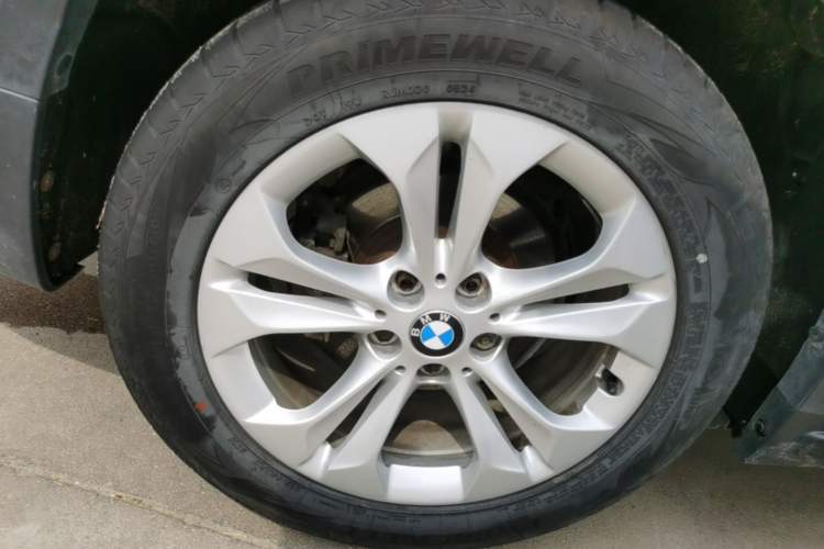 Used BMW X1 2016 sDrive18Li Premium Edition Right Rear Wheel Hub