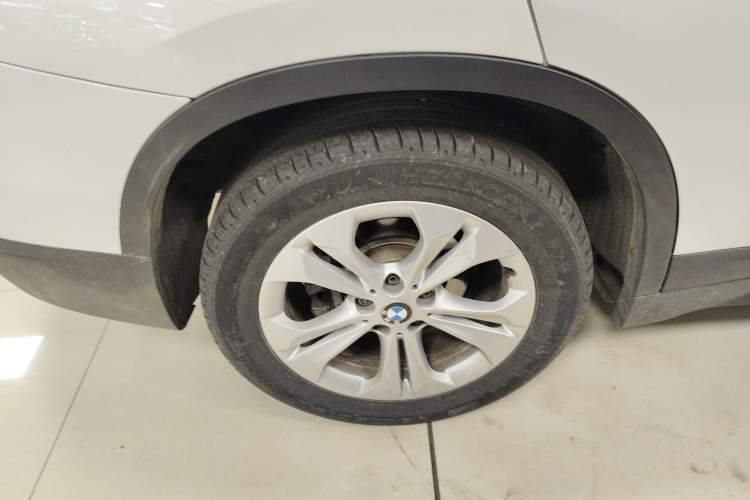 Used BMW X1 2016 sDrive18Li Premium Edition Right Rear Wheel Hub