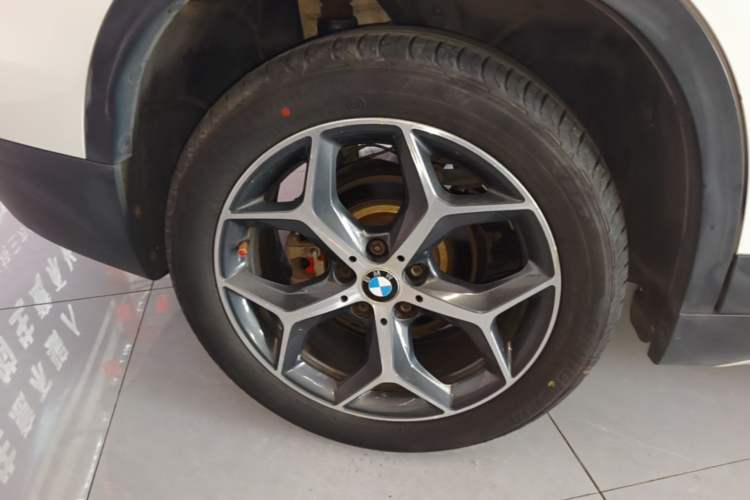 Used BMW X1 2016 sDrive20Li Luxury Model Right Rear Wheel Hub