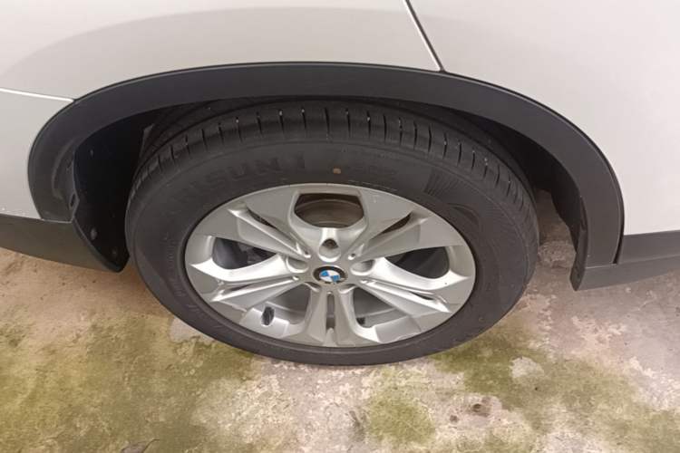 Used BMW X1 2016 sDrive18Li Premium Edition Right Rear Wheel Hub