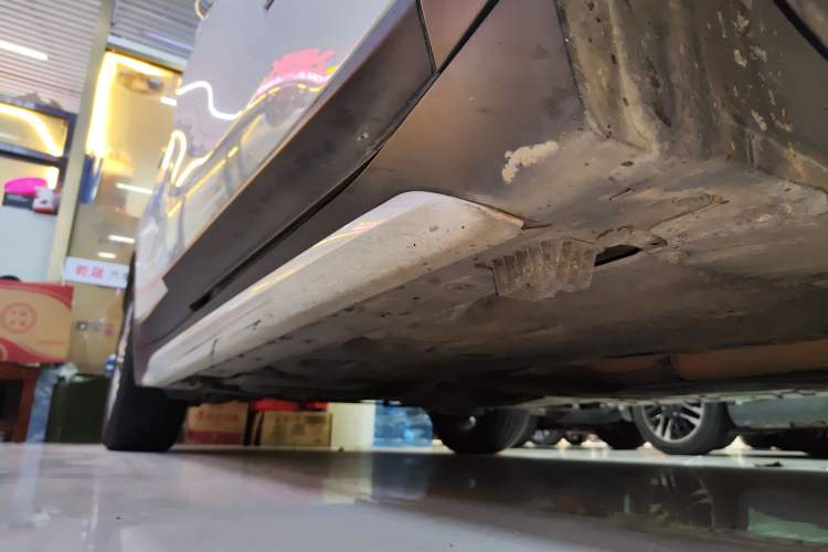 Used BMW X1 2016 sDrive18Li Luxury Model Right Side Sill