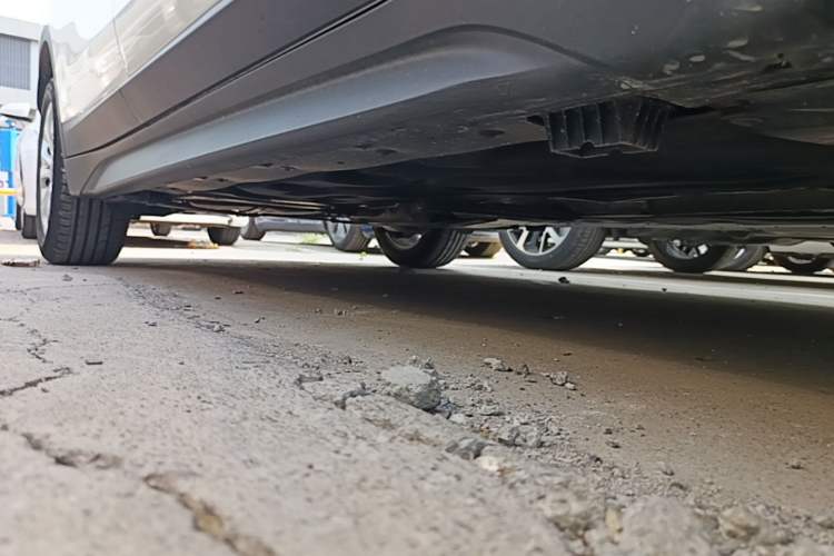 Used BMW X1 2016 sDrive18Li Premium Edition Right Side Sill