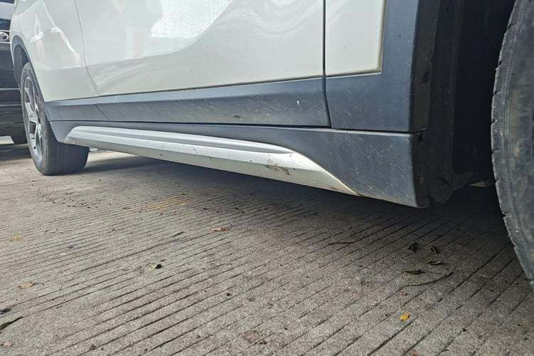 Used BMW X1 2016 sDrive20Li Luxury Model Right Side Sill