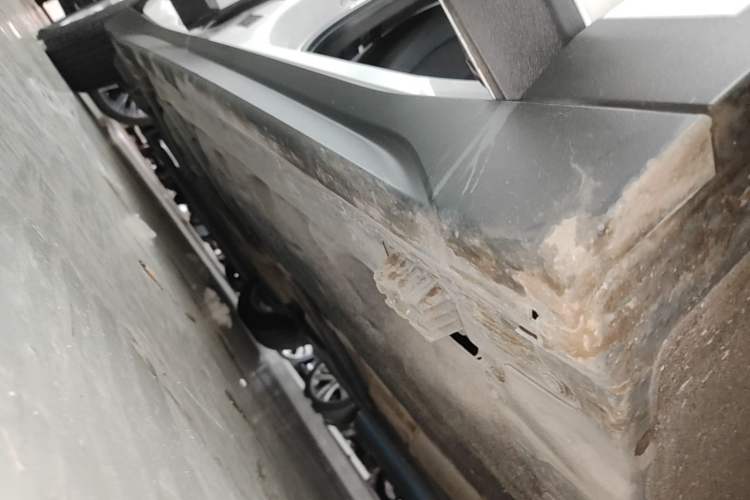 Used BMW X1 2016 sDrive18Li Premium Edition Right Side Sill