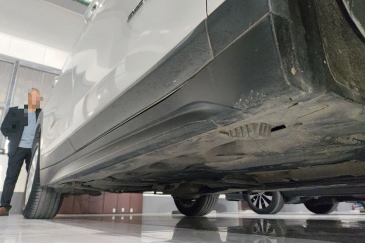 Used BMW X1 2016 sDrive18Li Premium Edition Right Side Sill