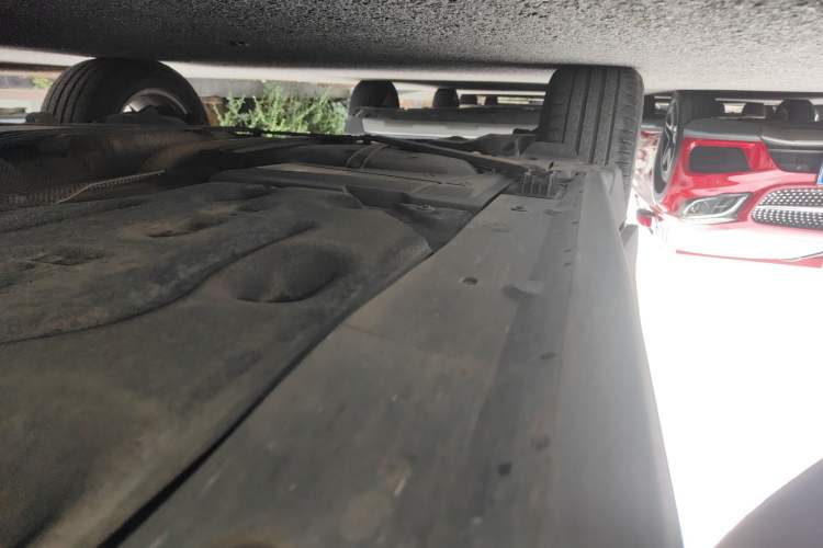 Used BMW X1 2016 sDrive18Li Premium Edition Right Side Sill