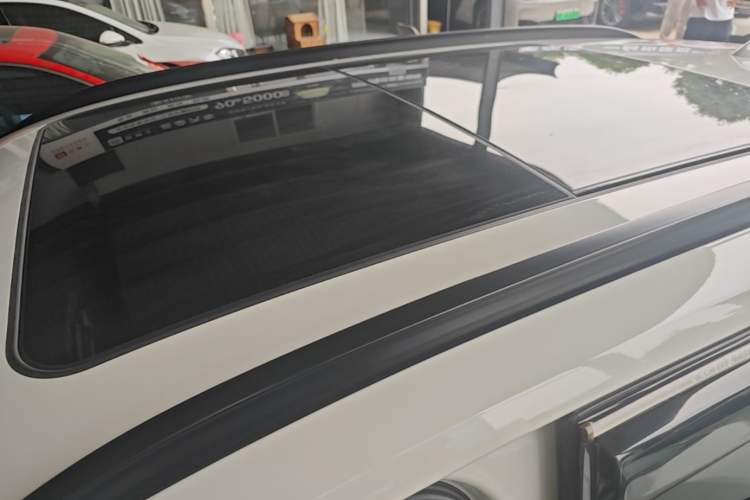 Used BMW X1 2016 xDrive20Li Luxury Model Roof