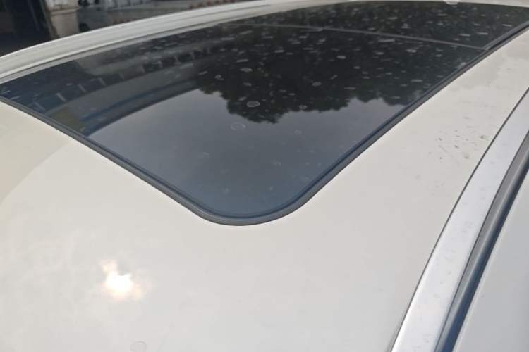 Used BMW X1 2016 sDrive18Li Luxury Model Roof