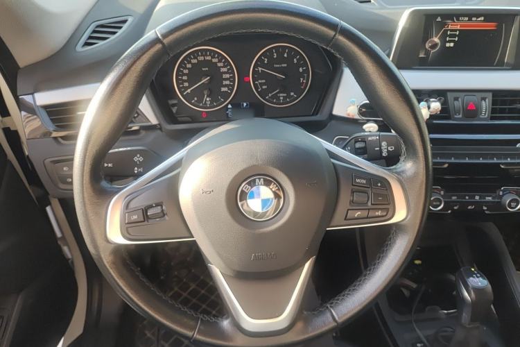 Used BMW X1 2016 sDrive18Li Premium Edition Steering Wheel