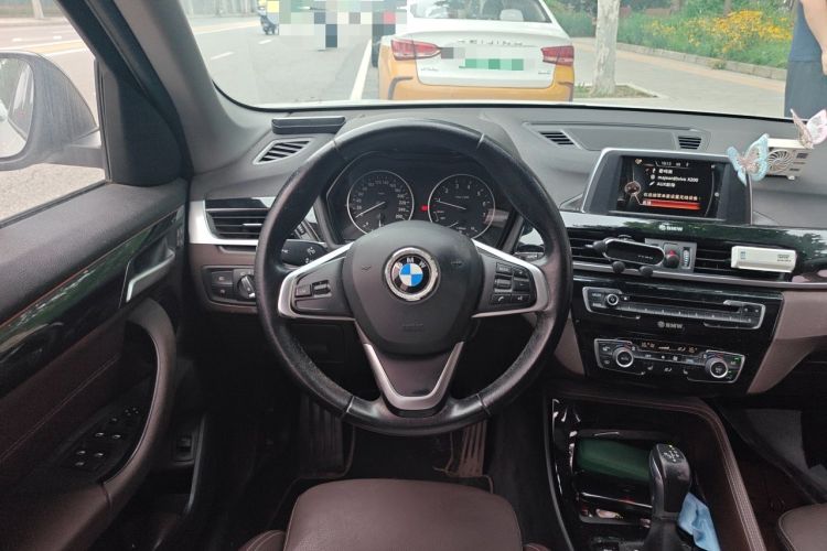 Used BMW X1 2016 sDrive20Li Luxury Model Steering Wheel