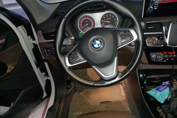 Used BMW X1 2016 xDrive20Li Luxury Model Steering Wheel